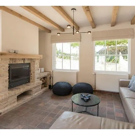 In With Swimming Pool בית נופש *