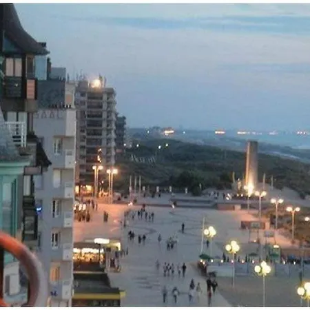 In With Swimming Pool דה פאן